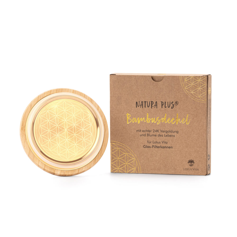 Runder Bambusdeckel mit goldener "Blume des Lebens" neben der dazugehörigen Kartonverpackung von Lotus Vita.